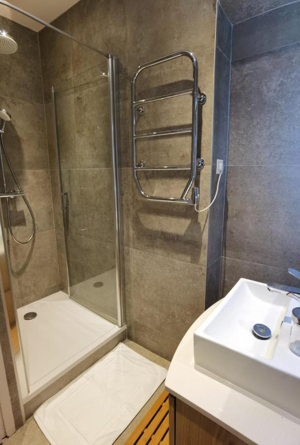 3 Pieces 4****, Au Coeur Du Quartier Historique Apartamento *
