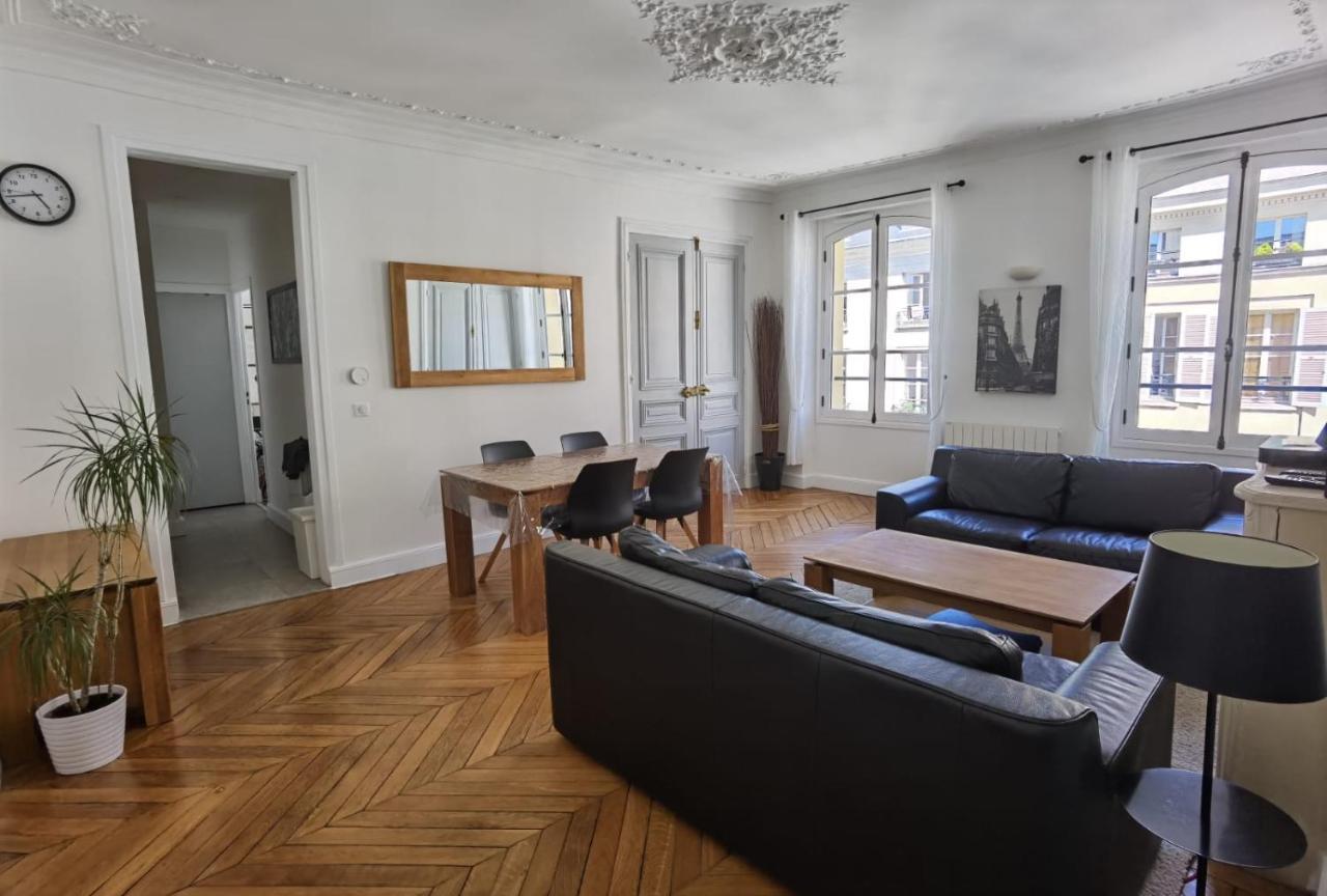 3 Pieces 4****, Au Coeur Du Quartier Historique Apartamento Versalles